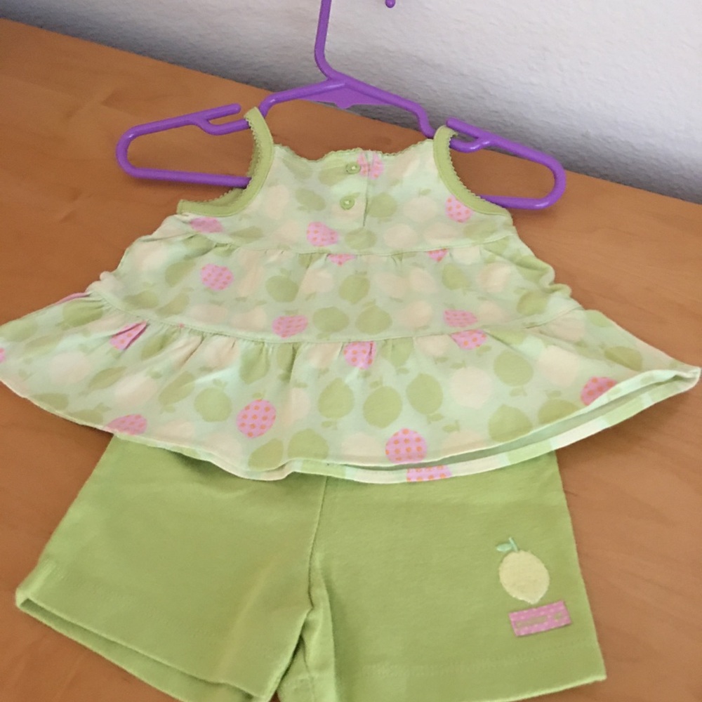 6-9 Months 2piece Carter’s Bundle